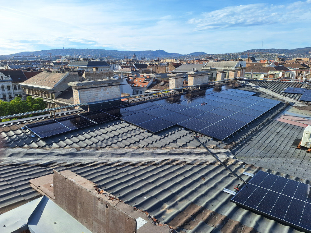 50 kW hálózatba visszatáplálós – Budapest, Easy Star Hotel